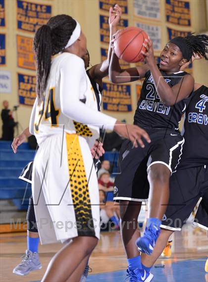 Thumbnail 2 in West Craven vs. Chapel Hill (HighSchoolOT.com Holiday Invitational) photogallery.