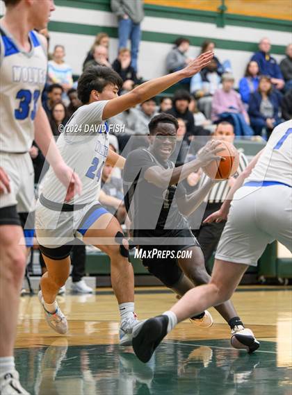 Thumbnail 1 in Timberline vs. Capital (IHSAA 5A District III Round 1) photogallery.