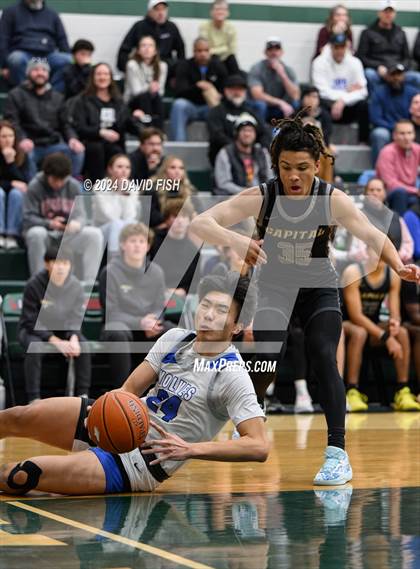 Thumbnail 2 in Timberline vs. Capital (IHSAA 5A District III Round 1) photogallery.