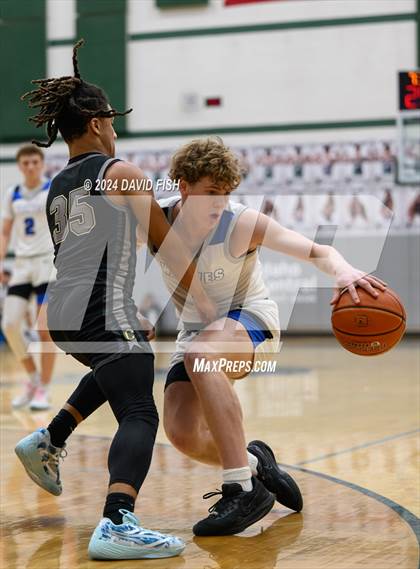 Thumbnail 2 in Timberline vs. Capital (IHSAA 5A District III Round 1) photogallery.