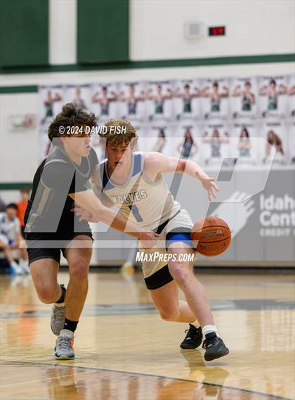 Thumbnail 2 in Timberline vs. Capital (IHSAA 5A District III Round 1) photogallery.