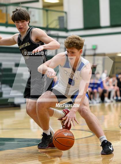 Thumbnail 1 in Timberline vs. Capital (IHSAA 5A District III Round 1) photogallery.