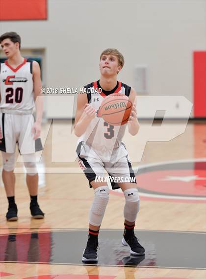Thumbnail 3 in Plant vs. Creekside (Prep Hoops Sun Bash) photogallery.