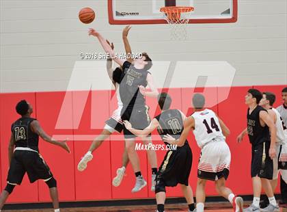 Thumbnail 2 in Plant vs. Creekside (Prep Hoops Sun Bash) photogallery.