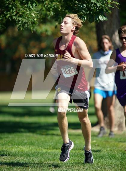 Thumbnail 3 in John Martin XC Invitational photogallery.