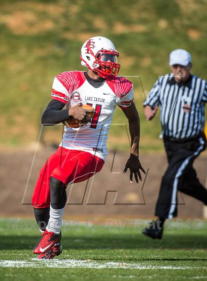 Thumbnail 1 in Lake Taylor vs. Stone Bridge (VHSL AAA D5 Final) photogallery.