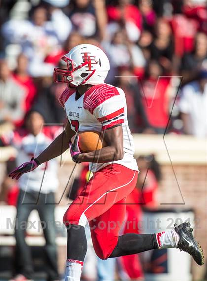 Thumbnail 2 in Lake Taylor vs. Stone Bridge (VHSL AAA D5 Final) photogallery.