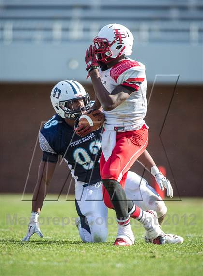 Thumbnail 2 in Lake Taylor vs. Stone Bridge (VHSL AAA D5 Final) photogallery.
