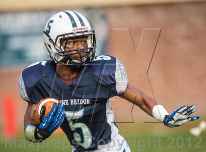 Thumbnail 2 in Lake Taylor vs. Stone Bridge (VHSL AAA D5 Final) photogallery.