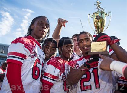 Thumbnail 2 in Lake Taylor vs. Stone Bridge (VHSL AAA D5 Final) photogallery.