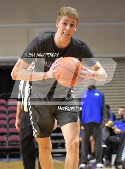 Thumbnail 2 in Grandview vs. Coronado (Tarkanian Classic) photogallery.