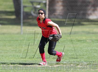 Thumbnail 3 in Village Christian vs. Vasquez (High Desert Classic) photogallery.