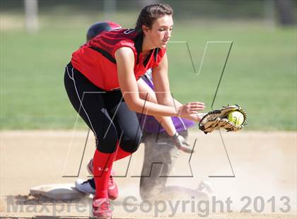 Thumbnail 2 in Village Christian vs. Vasquez (High Desert Classic) photogallery.