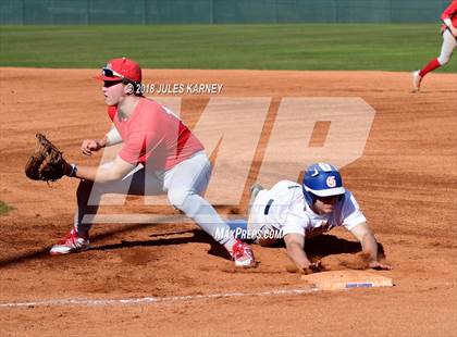 Thumbnail 2 in Mater Dei vs Bishop Gorman (Scrimmage) photogallery.