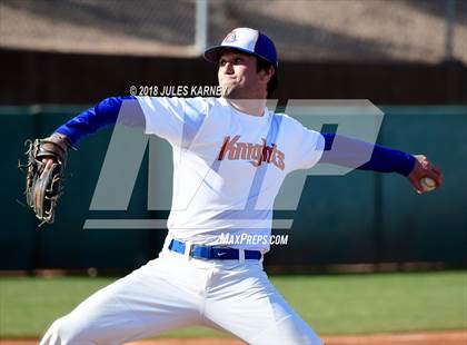 Thumbnail 2 in Mater Dei vs Bishop Gorman (Scrimmage) photogallery.