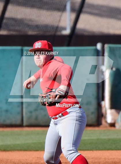 Thumbnail 1 in Mater Dei vs Bishop Gorman (Scrimmage) photogallery.