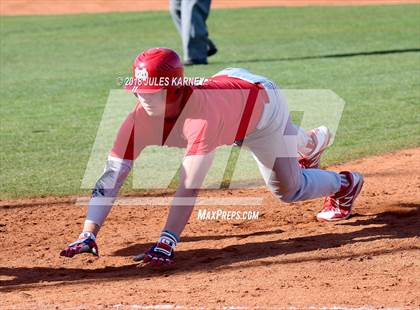 Thumbnail 1 in Mater Dei vs Bishop Gorman (Scrimmage) photogallery.