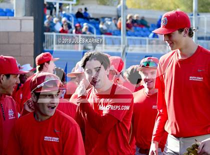 Thumbnail 1 in Mater Dei vs Bishop Gorman (Scrimmage) photogallery.