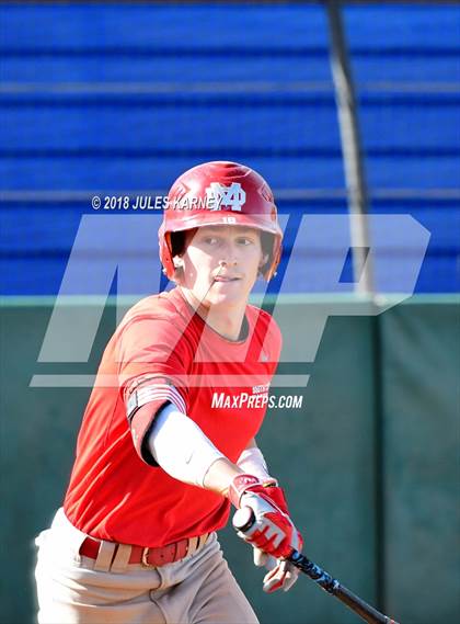 Thumbnail 1 in Mater Dei vs Bishop Gorman (Scrimmage) photogallery.