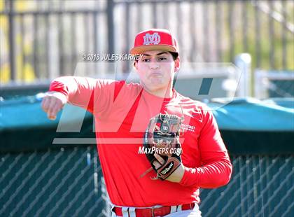 Thumbnail 1 in Mater Dei vs Bishop Gorman (Scrimmage) photogallery.