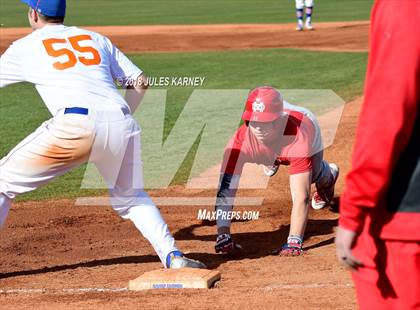 Thumbnail 1 in Mater Dei vs Bishop Gorman (Scrimmage) photogallery.