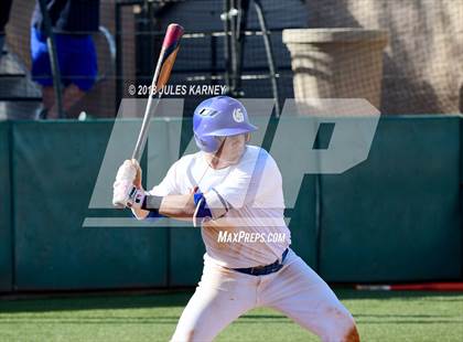 Thumbnail 3 in Mater Dei vs Bishop Gorman (Scrimmage) photogallery.
