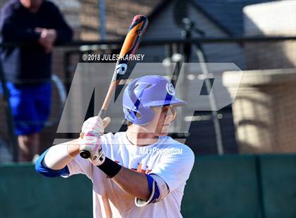 Thumbnail 2 in Mater Dei vs Bishop Gorman (Scrimmage) photogallery.