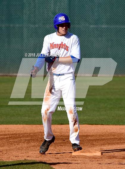 Thumbnail 2 in Mater Dei vs Bishop Gorman (Scrimmage) photogallery.