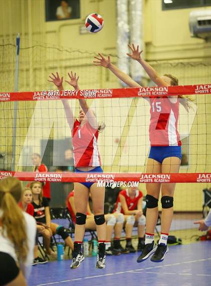 Thumbnail 3 in Folsom vs Lodi (CIVT Pre-Season Varsity Tournament) photogallery.