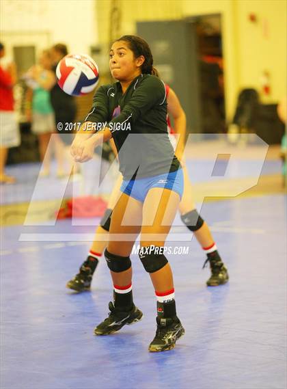 Thumbnail 1 in Folsom vs Lodi (CIVT Pre-Season Varsity Tournament) photogallery.