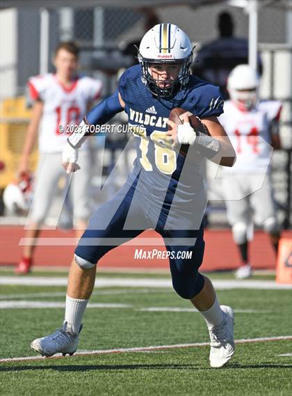 Thumbnail 1 in West Ranch vs. Pasadena photogallery.