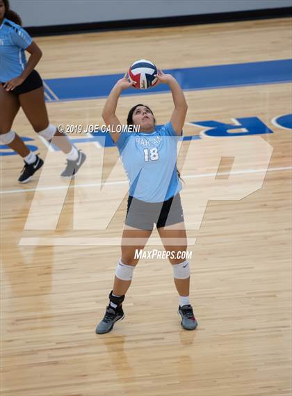 Thumbnail 2 in Uvalde @ Harlan photogallery.