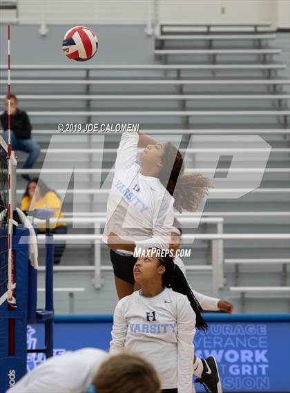 Thumbnail 3 in Uvalde @ Harlan photogallery.