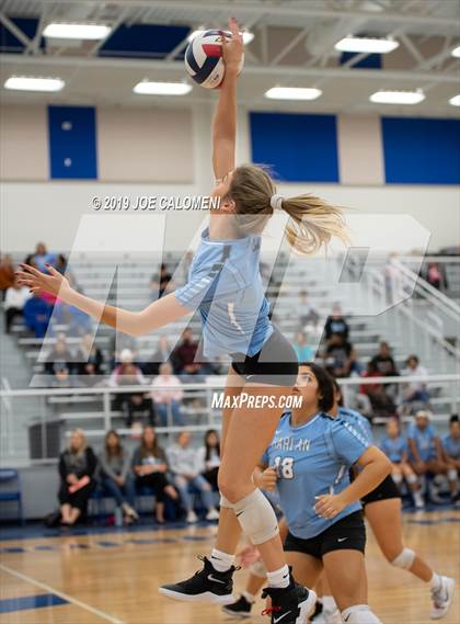 Thumbnail 2 in Uvalde @ Harlan photogallery.