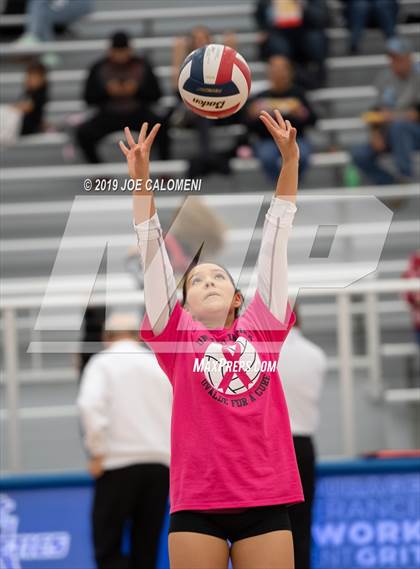 Thumbnail 3 in Uvalde @ Harlan photogallery.