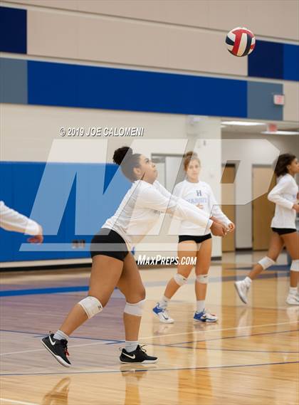 Thumbnail 2 in Uvalde @ Harlan photogallery.
