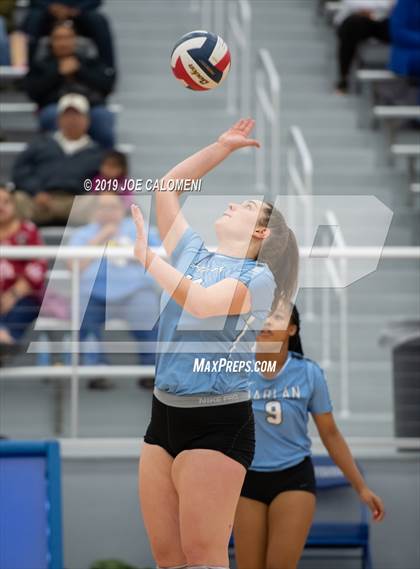 Thumbnail 3 in Uvalde @ Harlan photogallery.