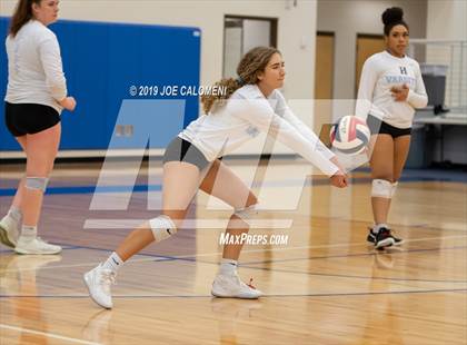 Thumbnail 2 in Uvalde @ Harlan photogallery.