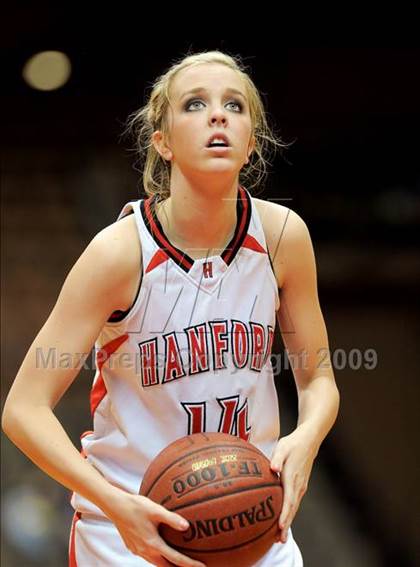 Thumbnail 2 in Hanford vs. Garces (CIF CS D2 Final) photogallery.