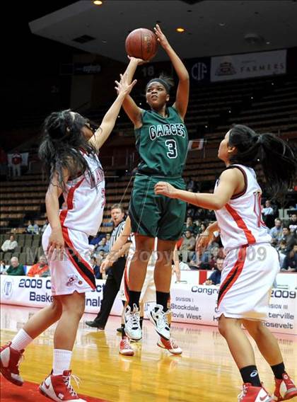 Thumbnail 3 in Hanford vs. Garces (CIF CS D2 Final) photogallery.