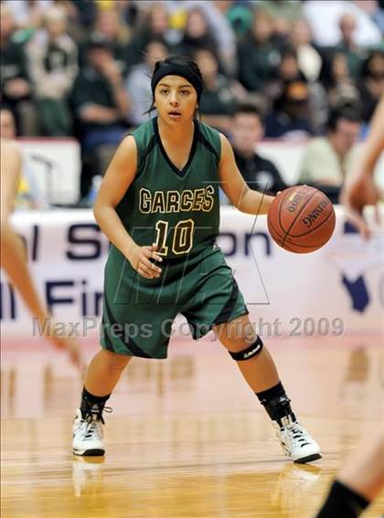 Thumbnail 3 in Hanford vs. Garces (CIF CS D2 Final) photogallery.