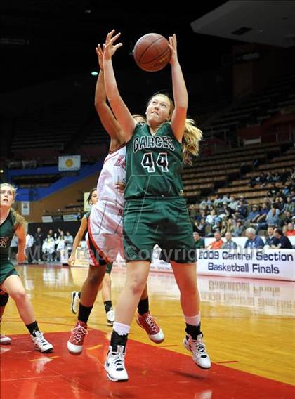 Thumbnail 3 in Hanford vs. Garces (CIF CS D2 Final) photogallery.
