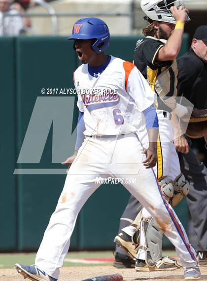 Thumbnail 3 in Murphy vs. Whiteville (NCSHAA 1A Final) photogallery.