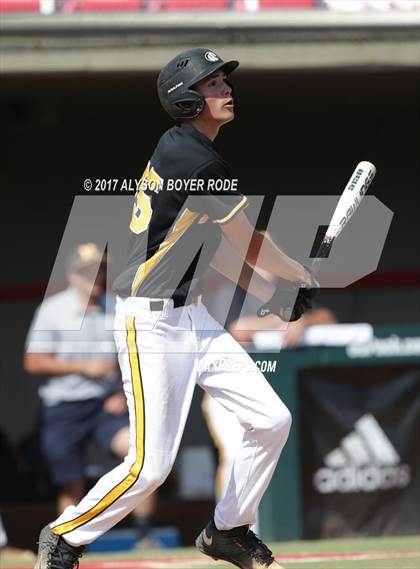 Thumbnail 2 in Murphy vs. Whiteville (NCSHAA 1A Final) photogallery.
