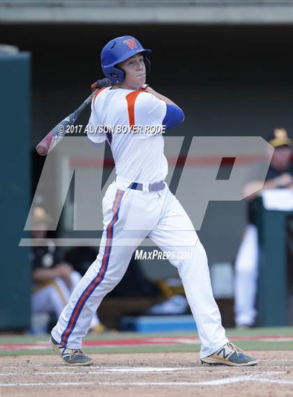 Thumbnail 2 in Murphy vs. Whiteville (NCSHAA 1A Final) photogallery.