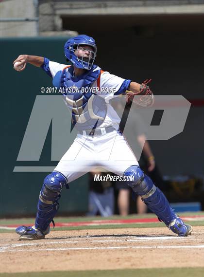 Thumbnail 3 in Murphy vs. Whiteville (NCSHAA 1A Final) photogallery.