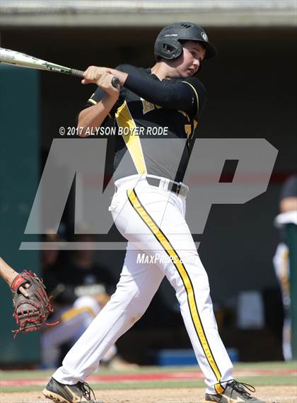 Thumbnail 3 in Murphy vs. Whiteville (NCSHAA 1A Final) photogallery.