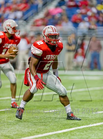 Thumbnail 2 in Judson vs. Churchill (UIL Class 5A Division 1 Bi-District Playoff) photogallery.