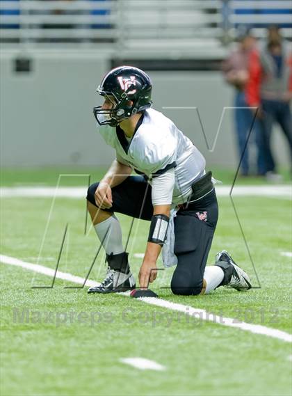 Thumbnail 1 in Judson vs. Churchill (UIL Class 5A Division 1 Bi-District Playoff) photogallery.