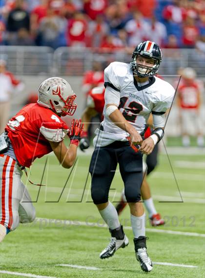Thumbnail 3 in Judson vs. Churchill (UIL Class 5A Division 1 Bi-District Playoff) photogallery.